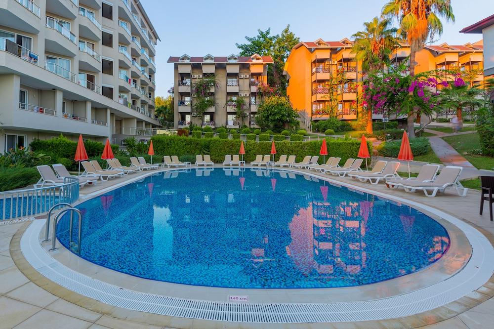 Ośrodek wypoczynkowy Justiniano Club Alanya 4*