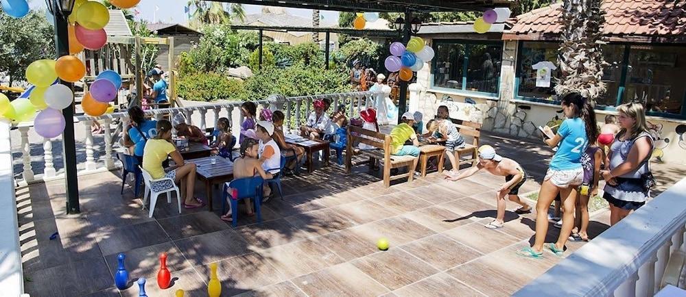 Justiniano Club Alanya אתר נופש