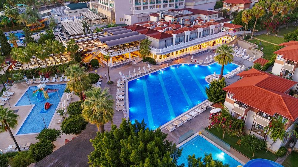 Курортный комплекс Justiniano Club Alanya 4*